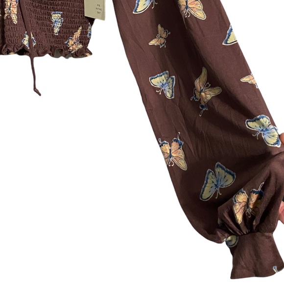 NWT•Butterfly peasant Long Sleeve juniors crop top - Picture 7 of 10